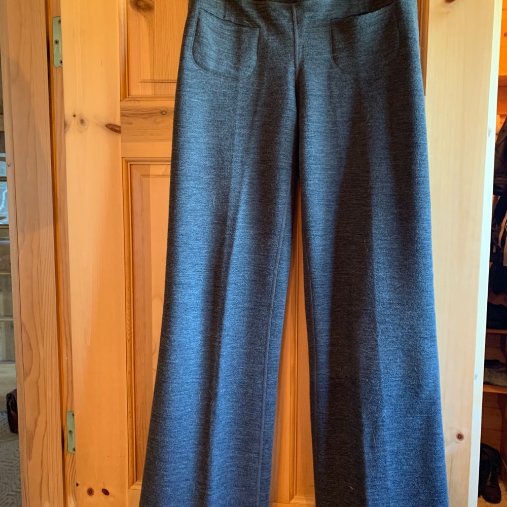 Izzy IBEX Heather Gray Yoga Pants